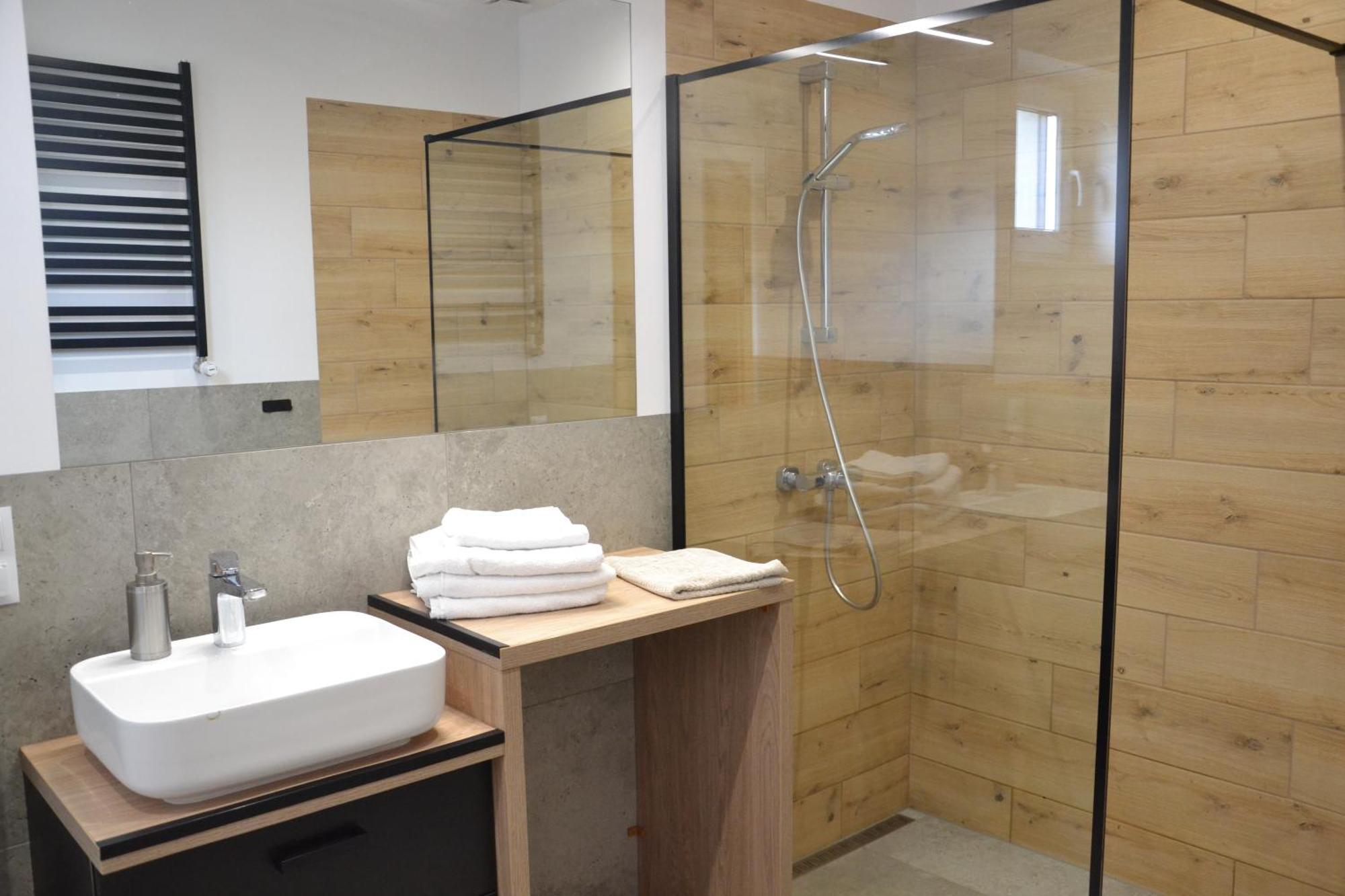 Apartamenty Na Ceglanej 오시비엥침 외부 사진
